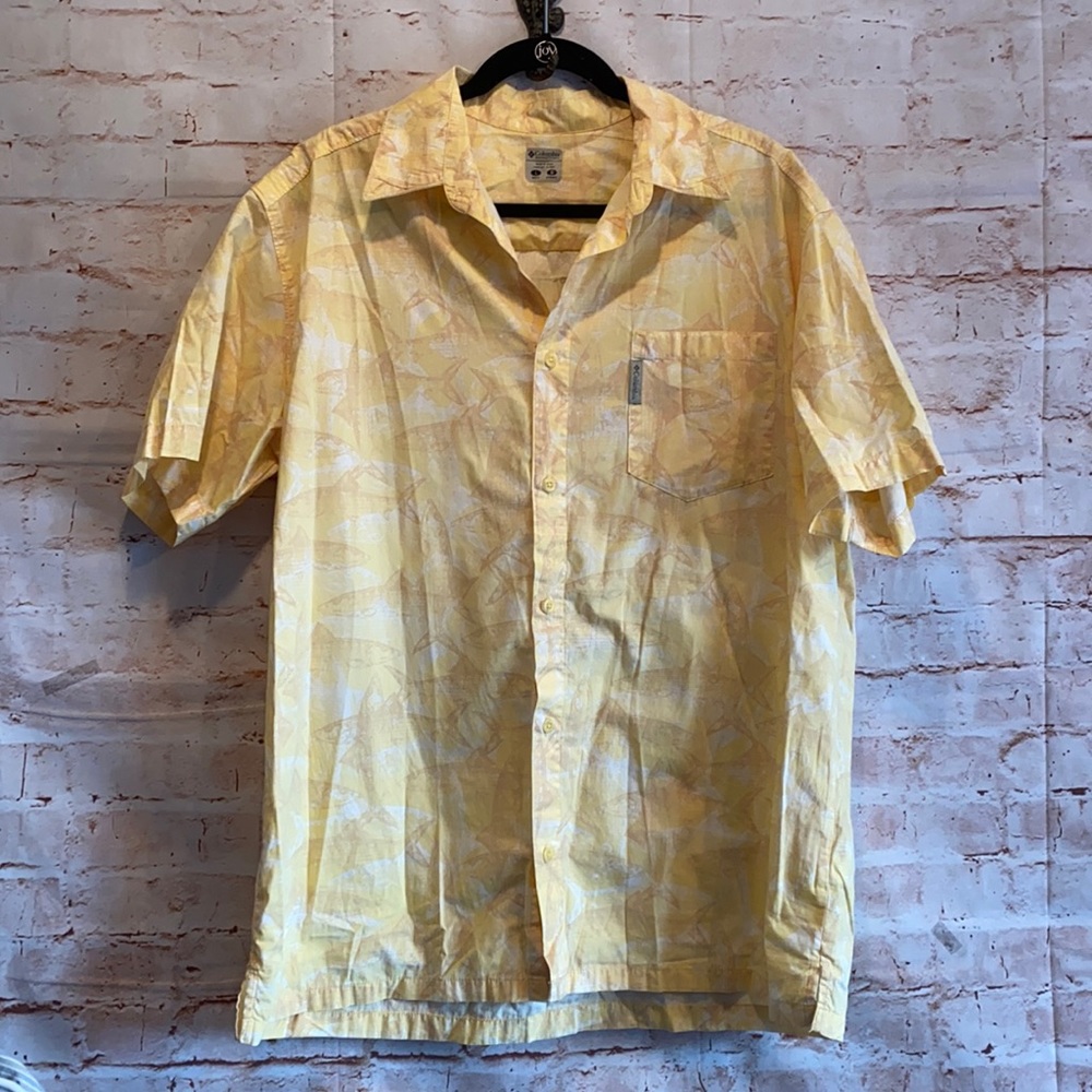 Columbia Mens PFG fishing shirt L short sleeve